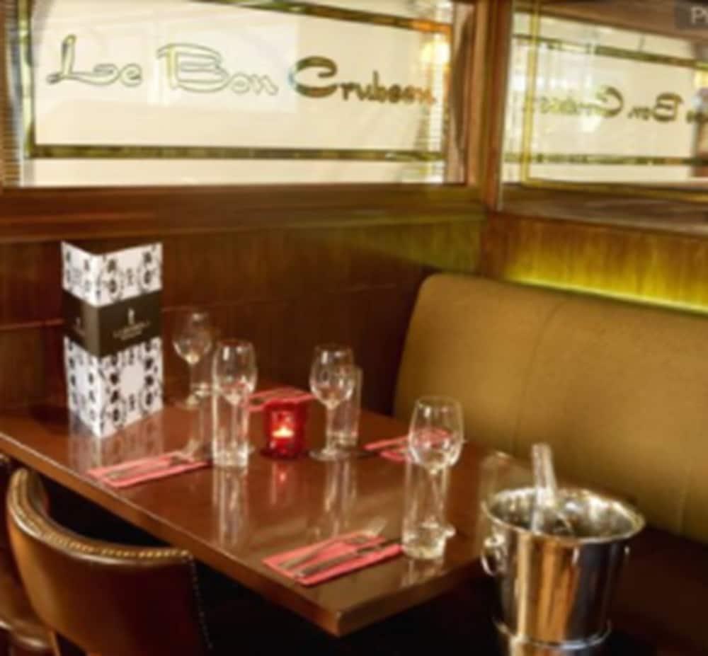 Celtic Lodge Guesthouse - Restaurant & Bar Dublin Ngoại thất bức ảnh